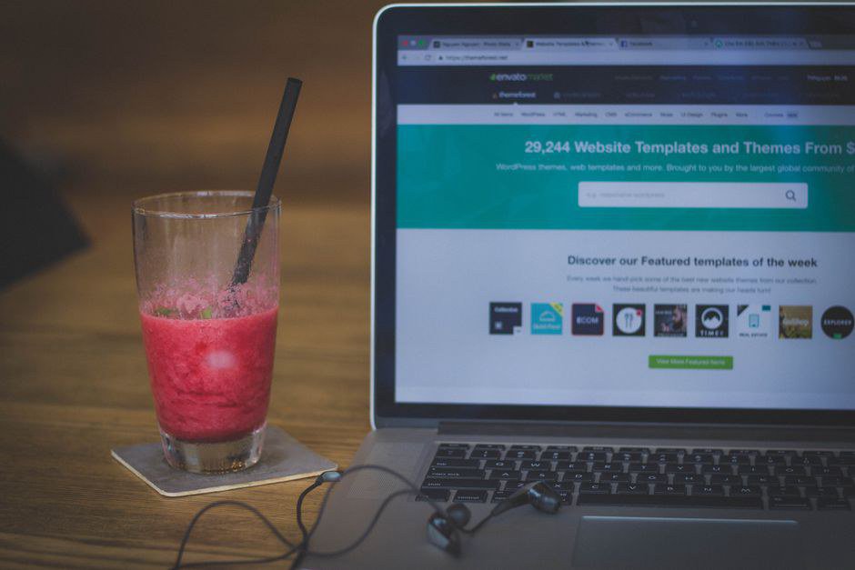 Xây Dựng Và Quản Trị Website Doanh Nghiệp Đúng Cách Xây Dựng Và Quản Trị Website Doanh Nghiệp Đúng Cách